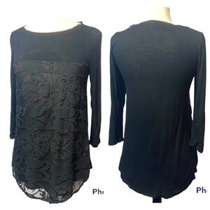 Anthropologie Meadow Rue Women's Black Top Tunic w Lace Overlay